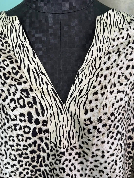 J.McLaughlin Silk Dress - Picture 2 of 8